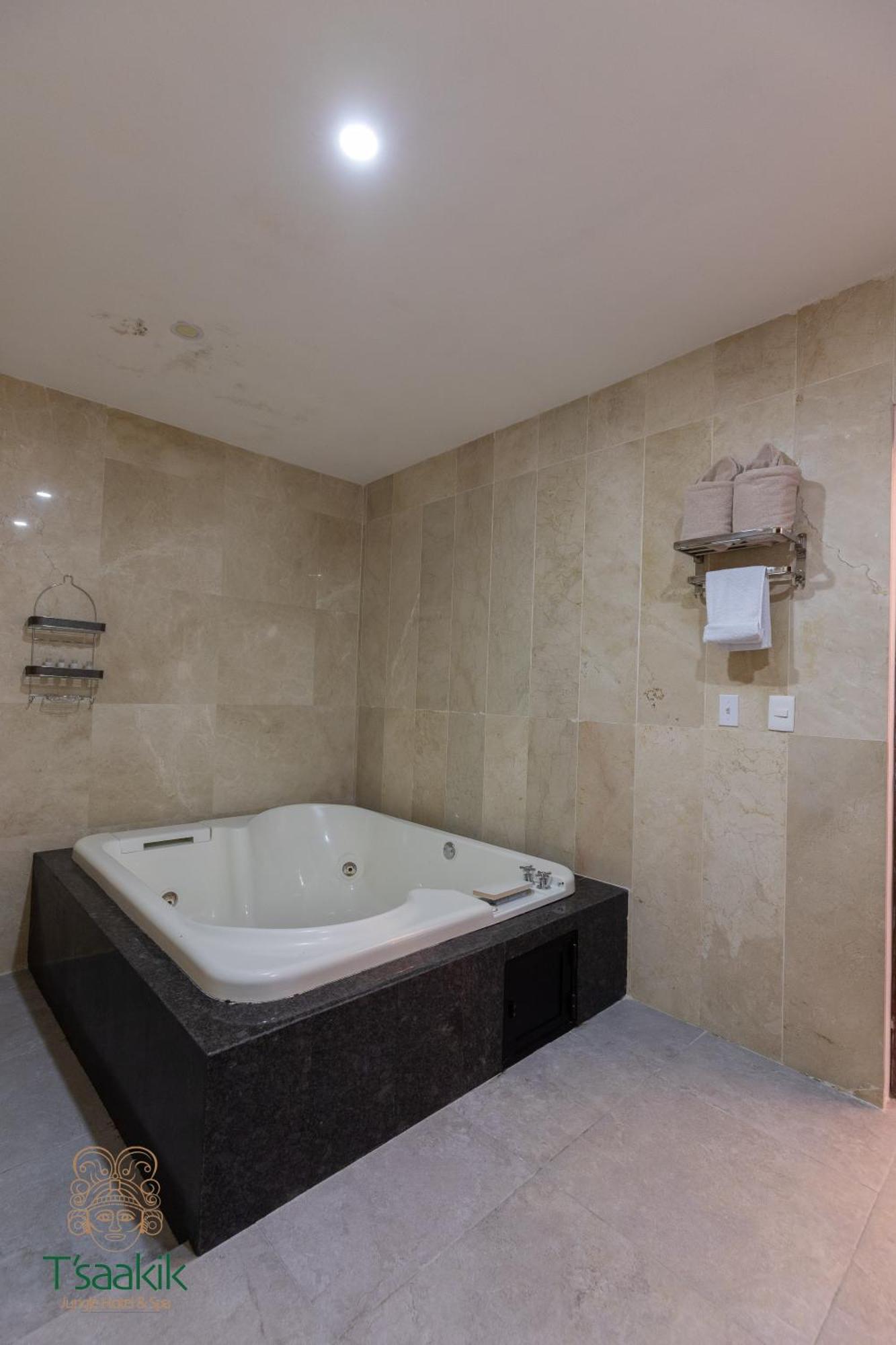 Tsaakik Jungle Hotel & Spa แคนคูน ภายนอก รูปภาพ